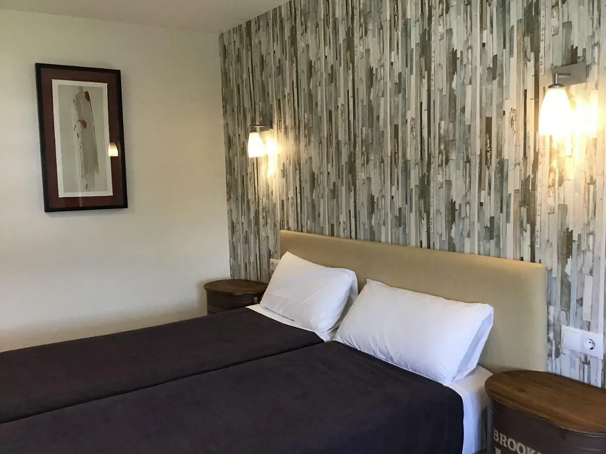 Hotel Nomadas Vejer de la Frontera 2*,