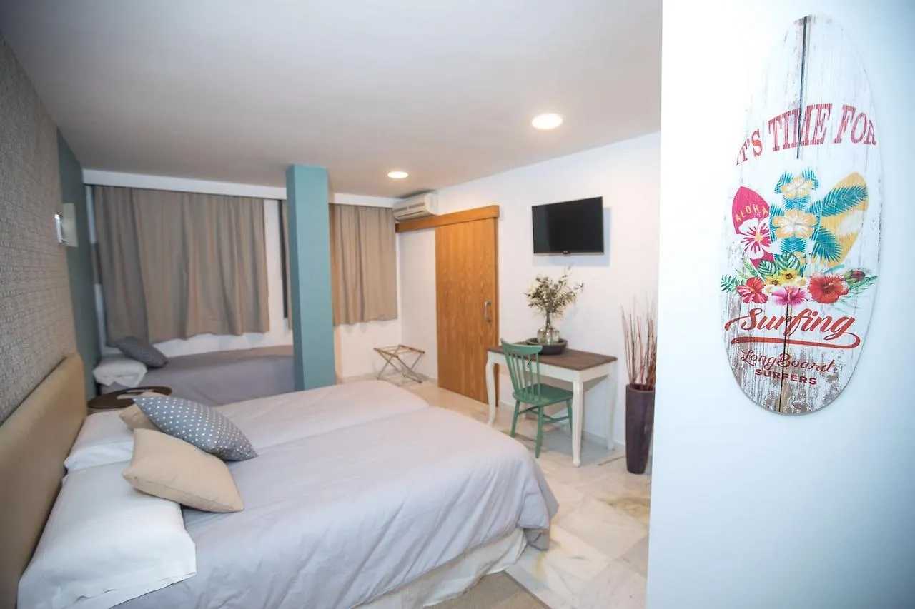 Hotel Nomadas Vejer de la Frontera 2*,